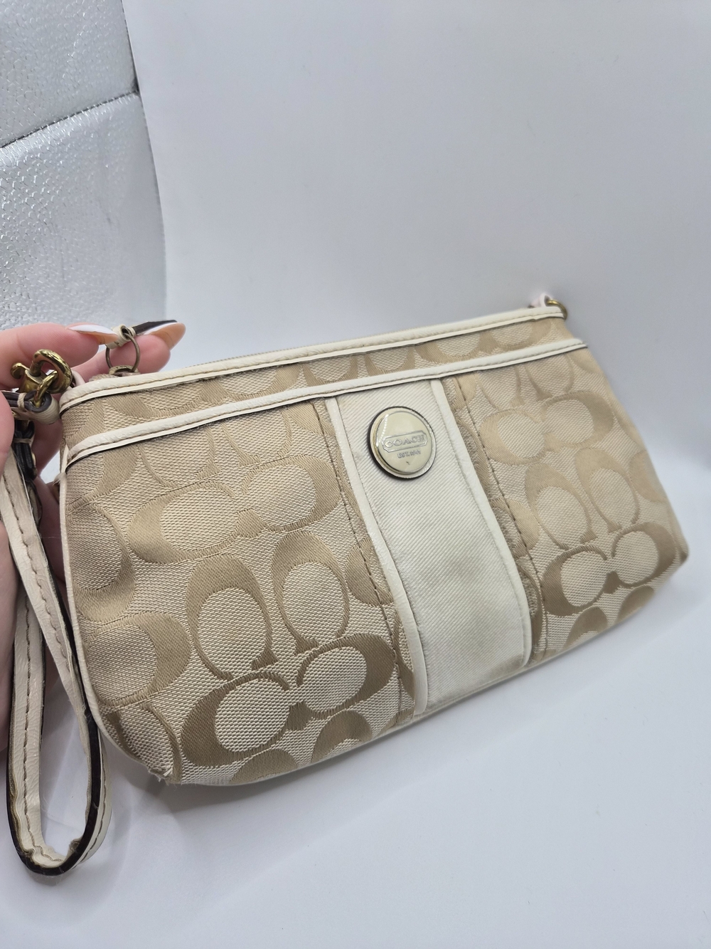 ✨️Coach Signature Wristlet Wallet Clutch Beige Cream & Pink Canvas 2 Hang Tags❤️